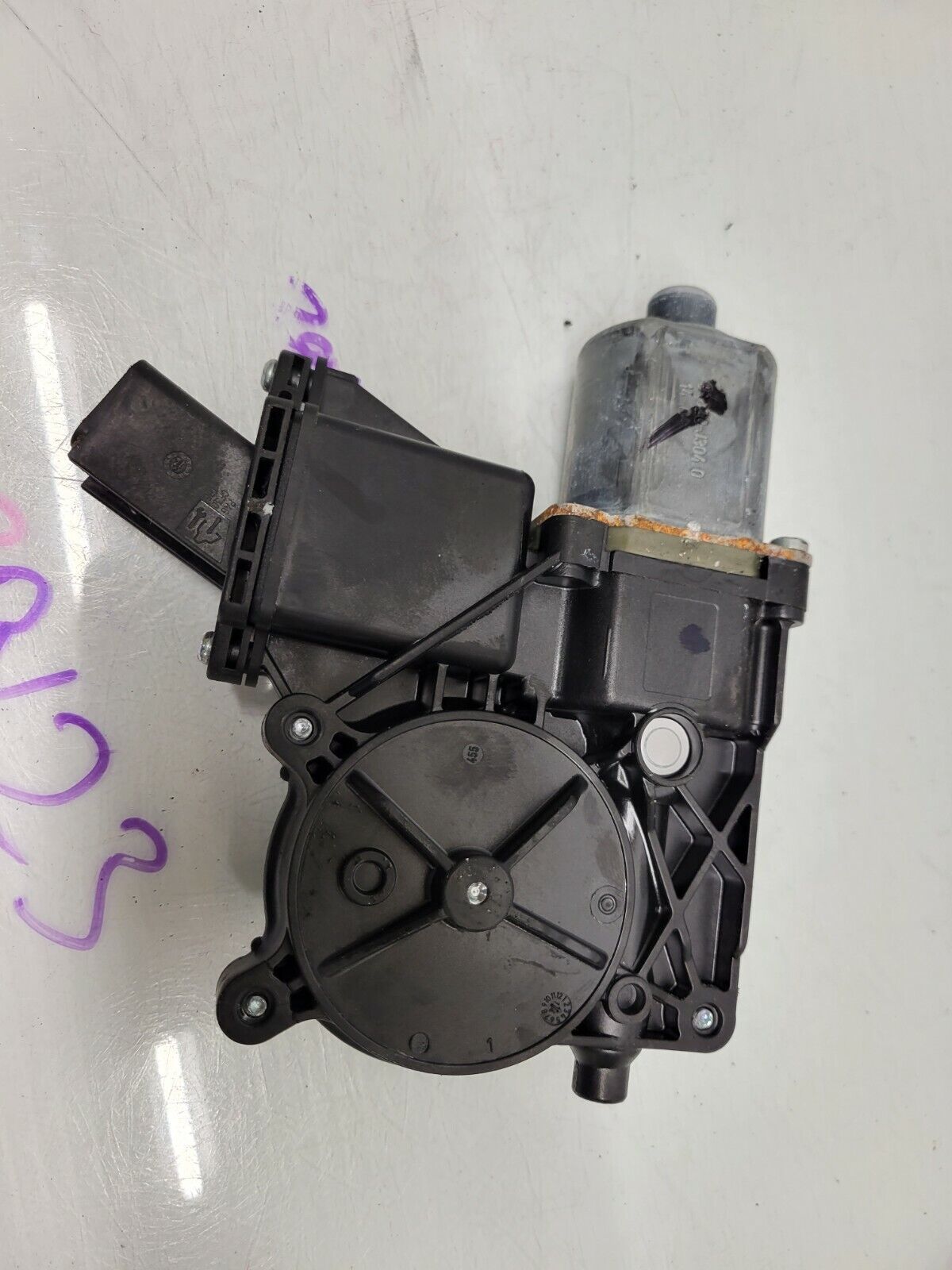 2013-2016 Cadillac Srx Right Front Door Window Motor Oem