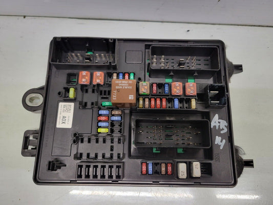 2013-2014 Cadillac Ats Fuse Junction Relay Box Oem